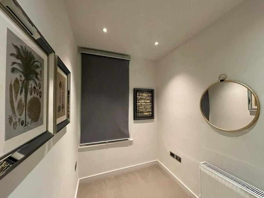 Quintessential Town House Close To Central London Exteriör bild