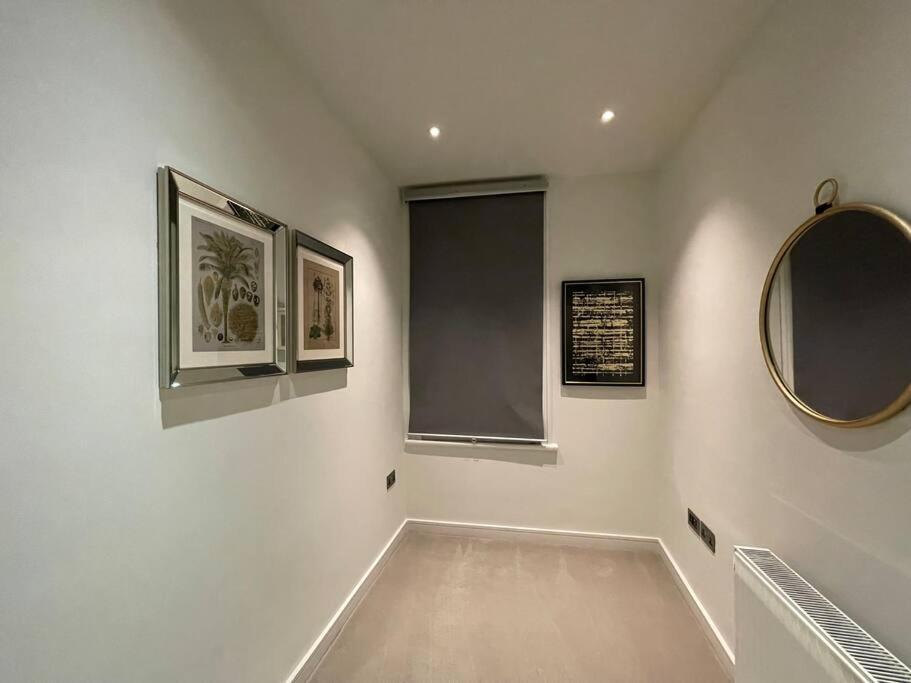Quintessential Town House Close To Central London Exteriör bild