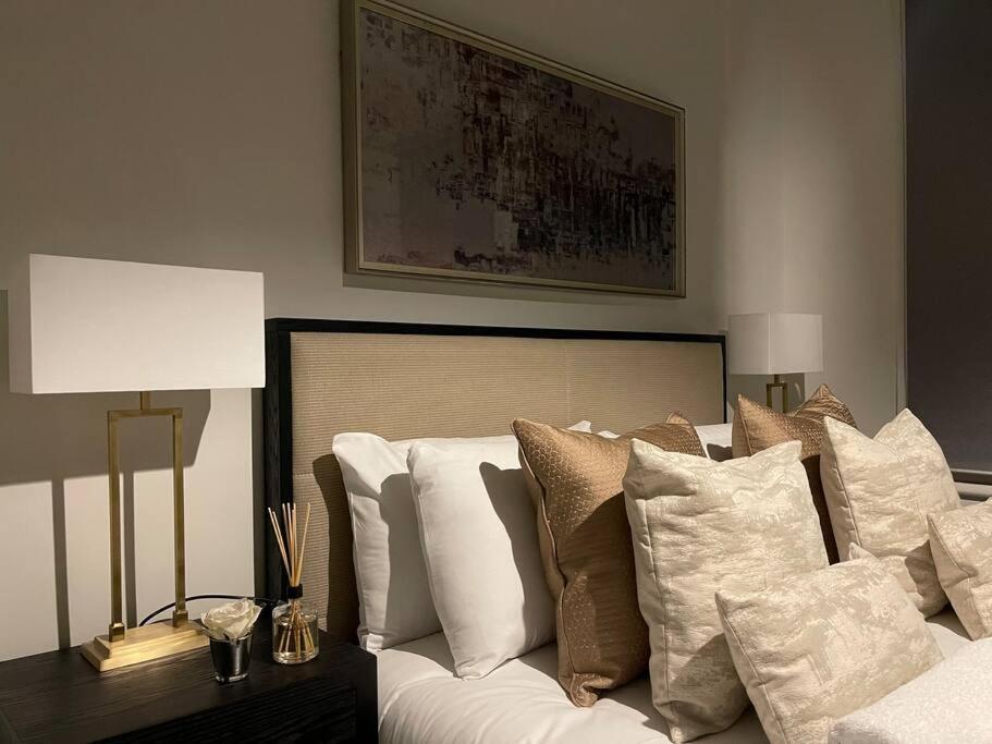 Quintessential Town House Close To Central London Exteriör bild