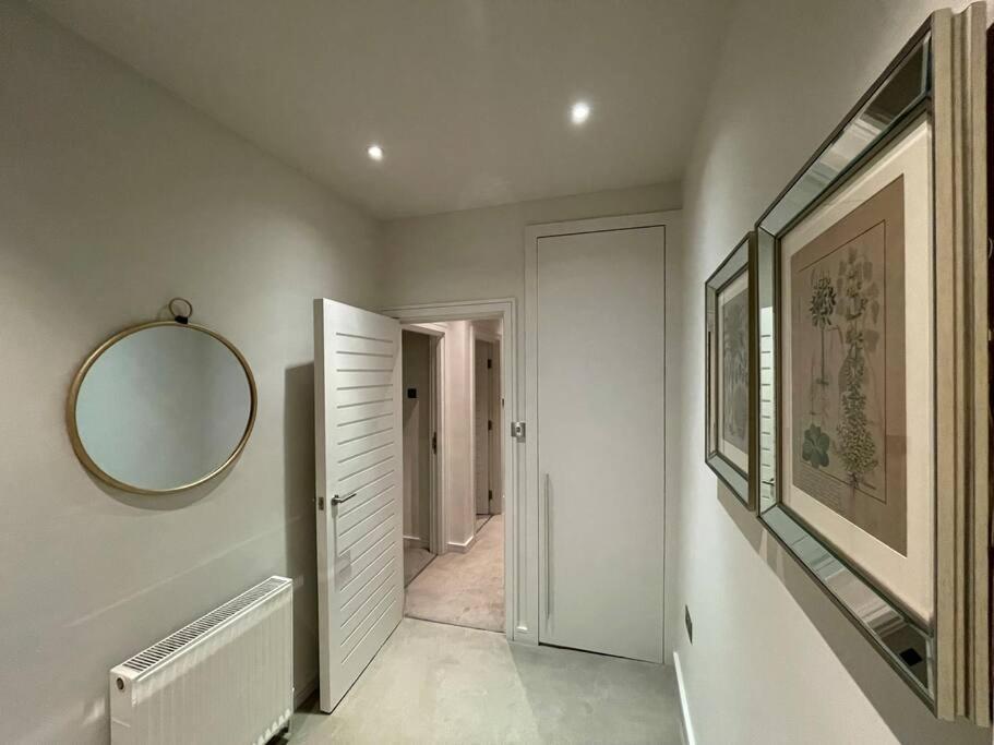Quintessential Town House Close To Central London Exteriör bild