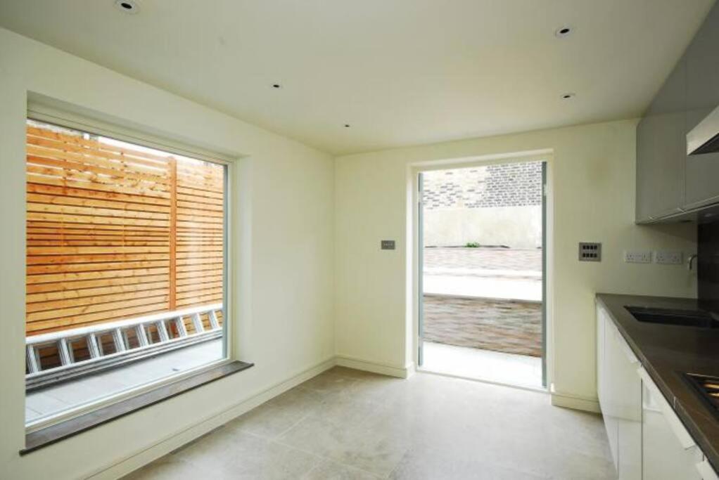 Quintessential Town House Close To Central London Exteriör bild